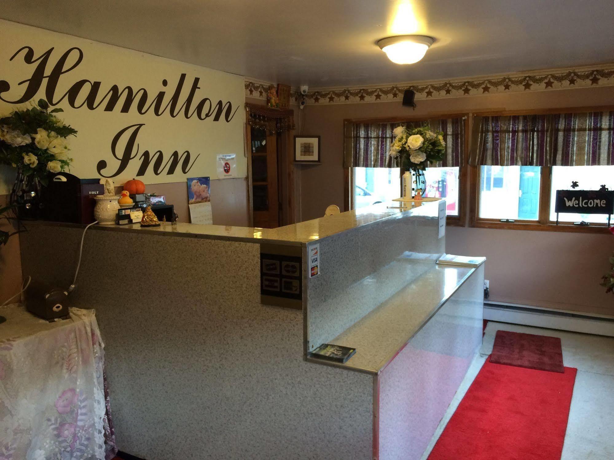 Hamilton Inn Стербрідж Екстер'єр фото